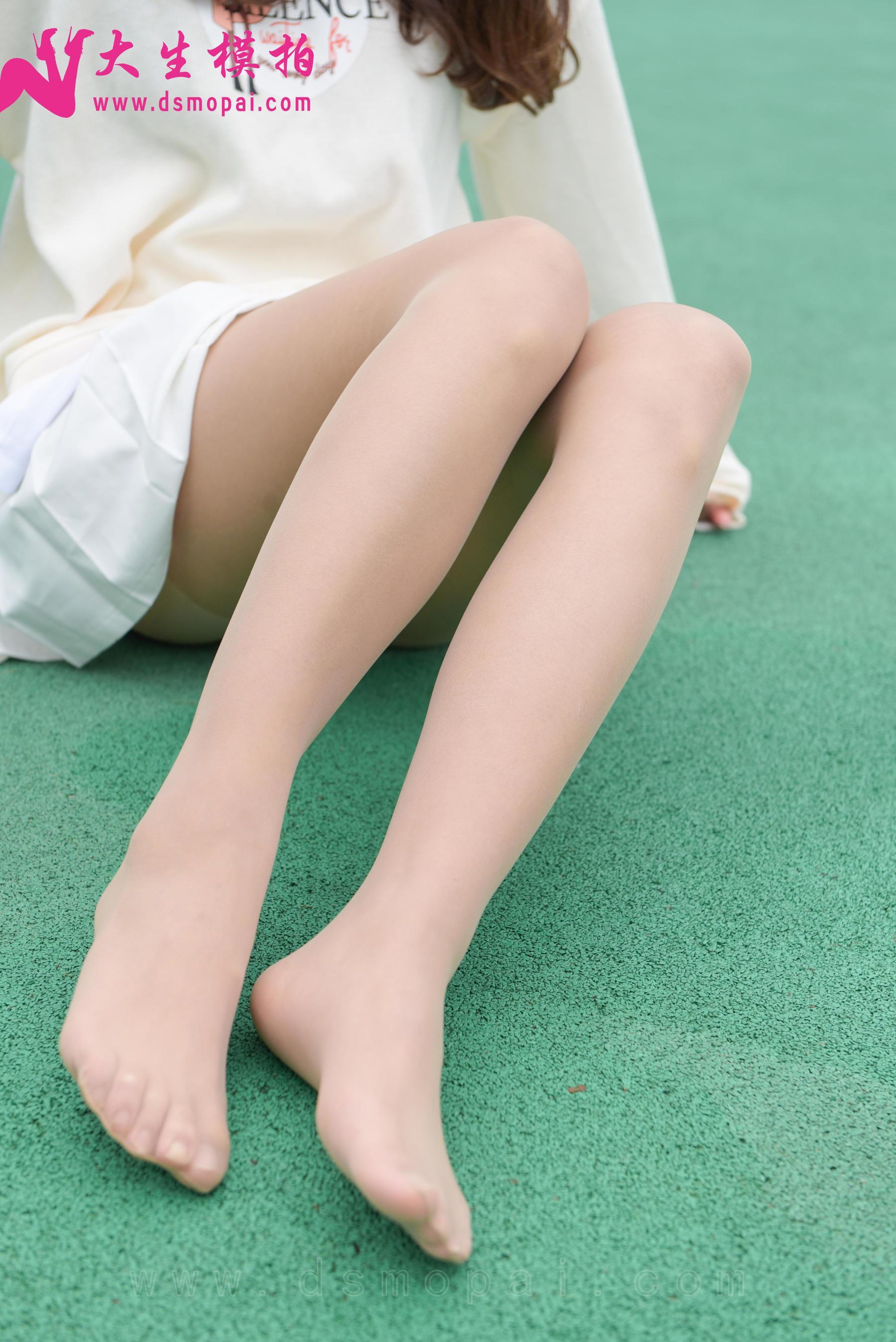 [大生模拍] No.177 雯雯 – 运动鞋的味道(10)