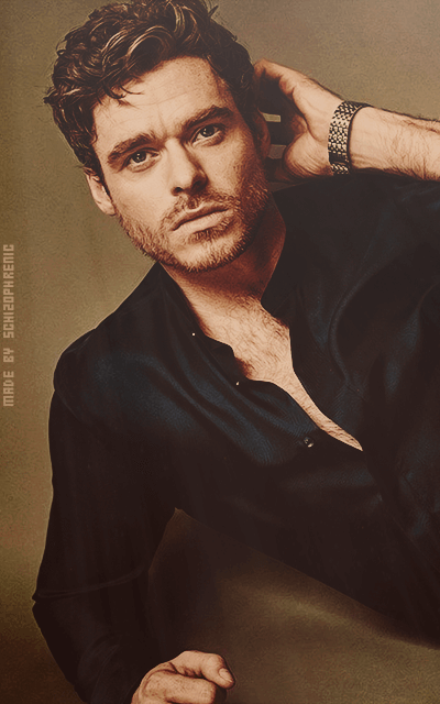 Richard Madden MMS008dF_o