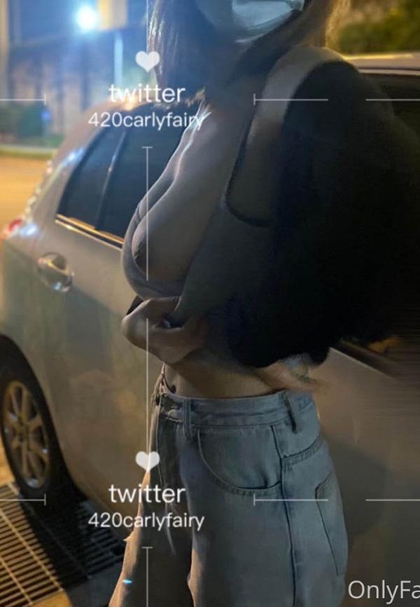 露出系网红@carly 爆乳福利尺度合集(27)