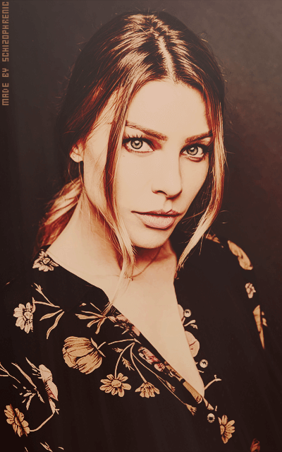 Lauren German YyXdkihI_o