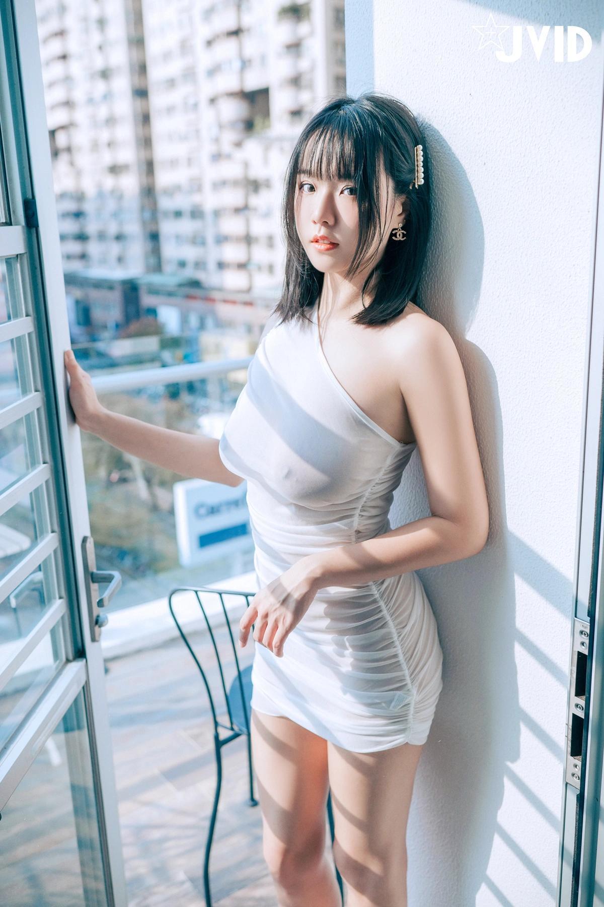 JVID Angela寶7 – 豪乳情婦の不倫旅行－寶七🫦跪舔肉棒的色色拜金萌妹🔥靈巧的舌頭舔來舔去😈 Set.01(19)