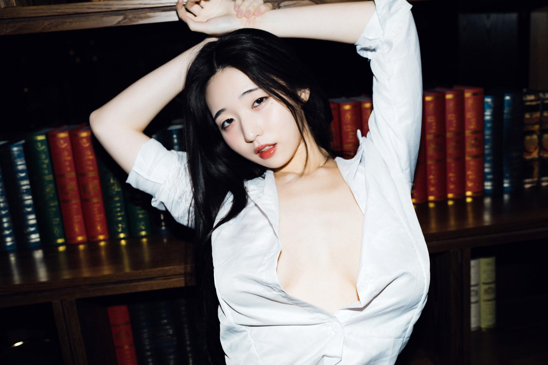 Yeon Woo 연우, [Moon Night Snap] Last Night Vol.2 – Set.02(22)