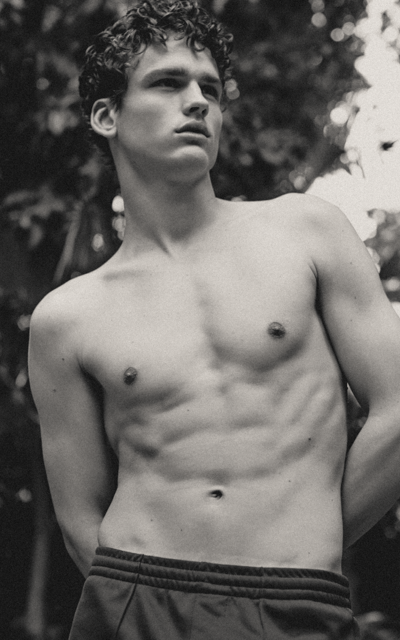 Simon Nessman WftTCAf0_o