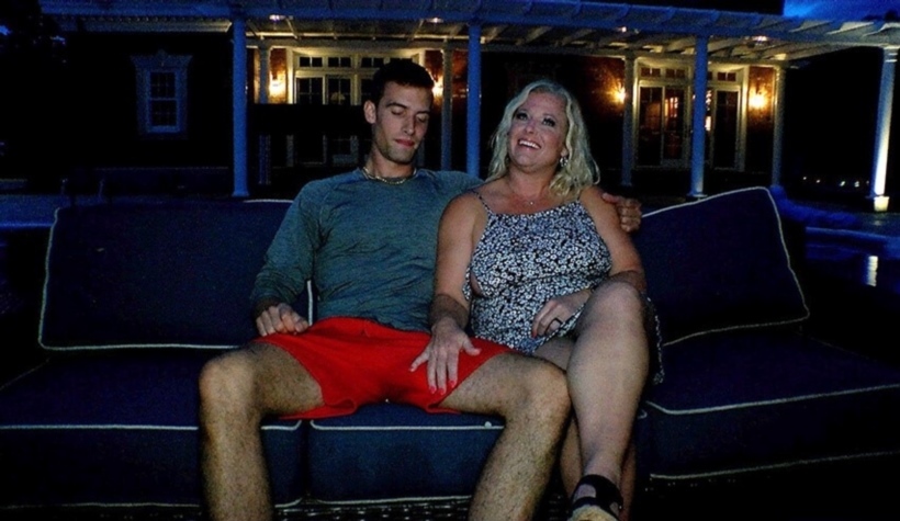 Brooke - Fucking Women Twice His Age 1080p