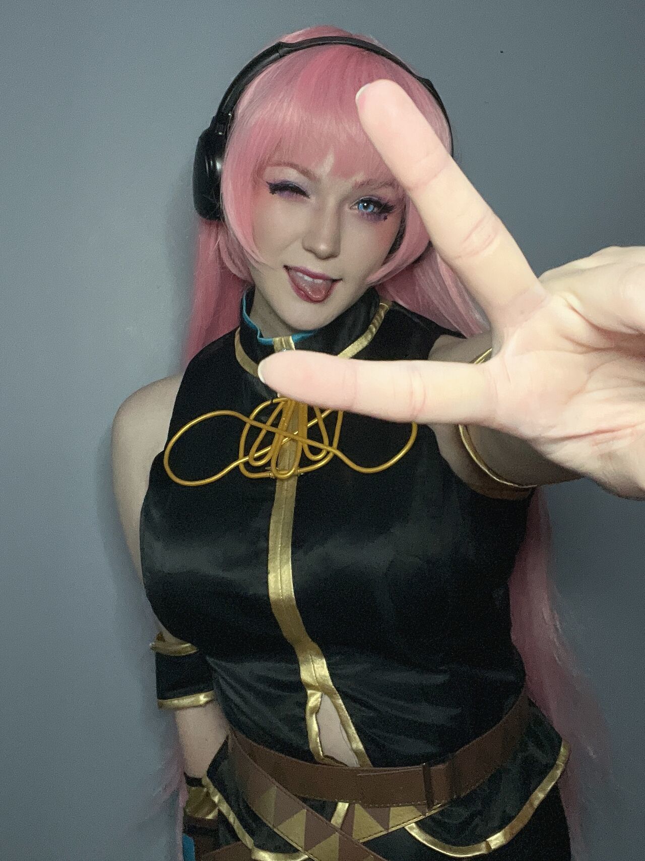 Satin Stars - Luka Megurine