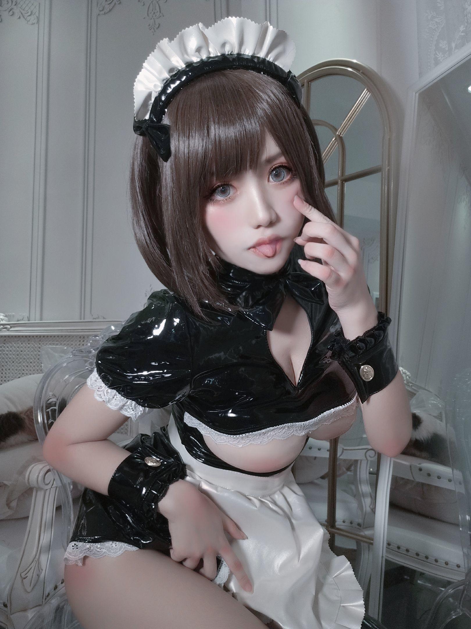 [美女Coser] 一笑芳香沁 《早餐奶》 写真集(7)