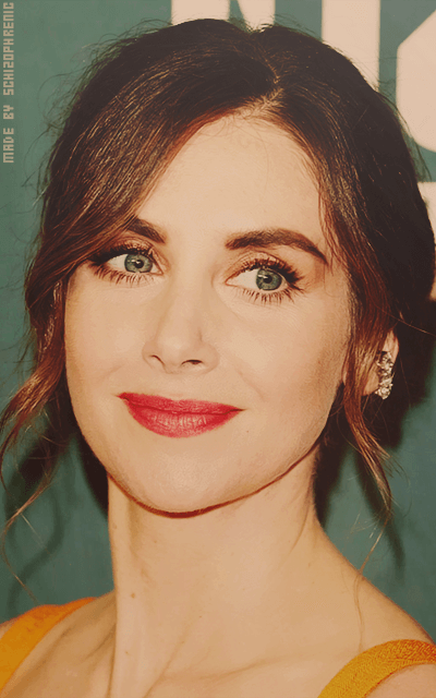 Alison Brie G6Z8wKCd_o