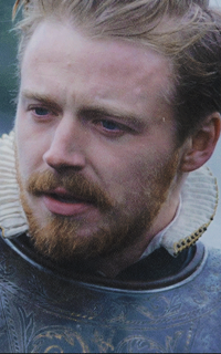 Jack Lowden PpLbBKWS_o