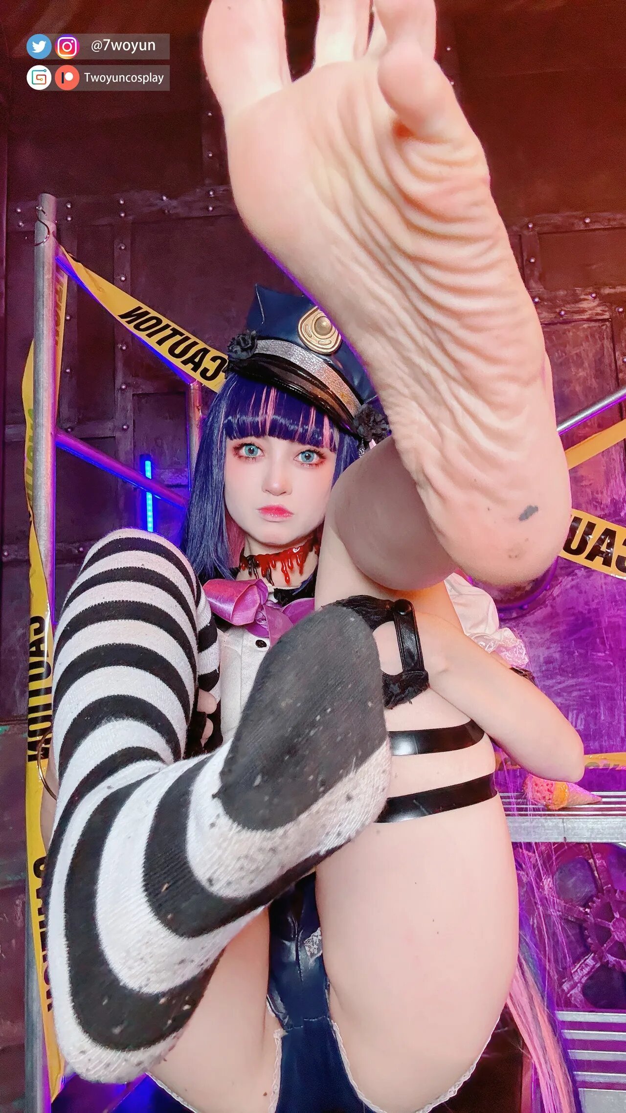 Twoyun - Officer Stocking