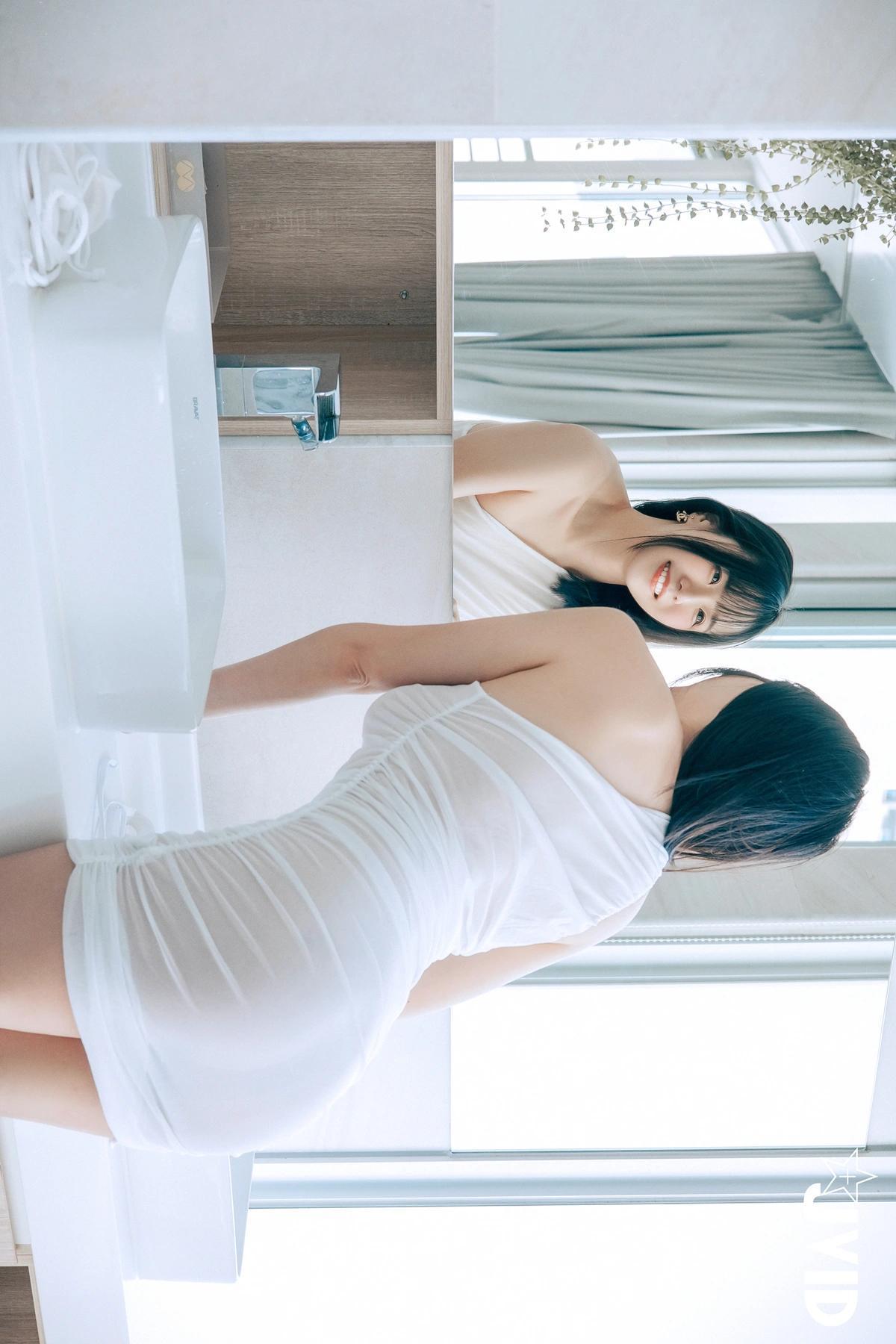 JVID Angela寶7 – 豪乳情婦の不倫旅行－寶七🫦跪舔肉棒的色色拜金萌妹🔥靈巧的舌頭舔來舔去😈 Set.02(28)