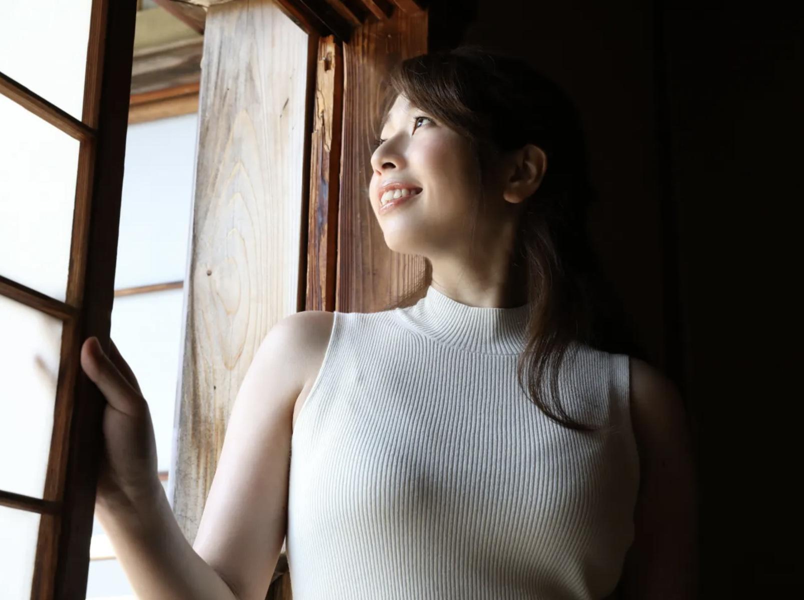 Kayo Sugimoto 杉本佳代, ＦＲＩＤＡＹデジタル写真集 「東海No.1巨乳キャスター Ｇカップ乳初ヌード」 Set.02(11)