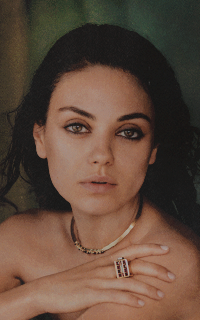 Mila Kunis R1nqTxWb_o