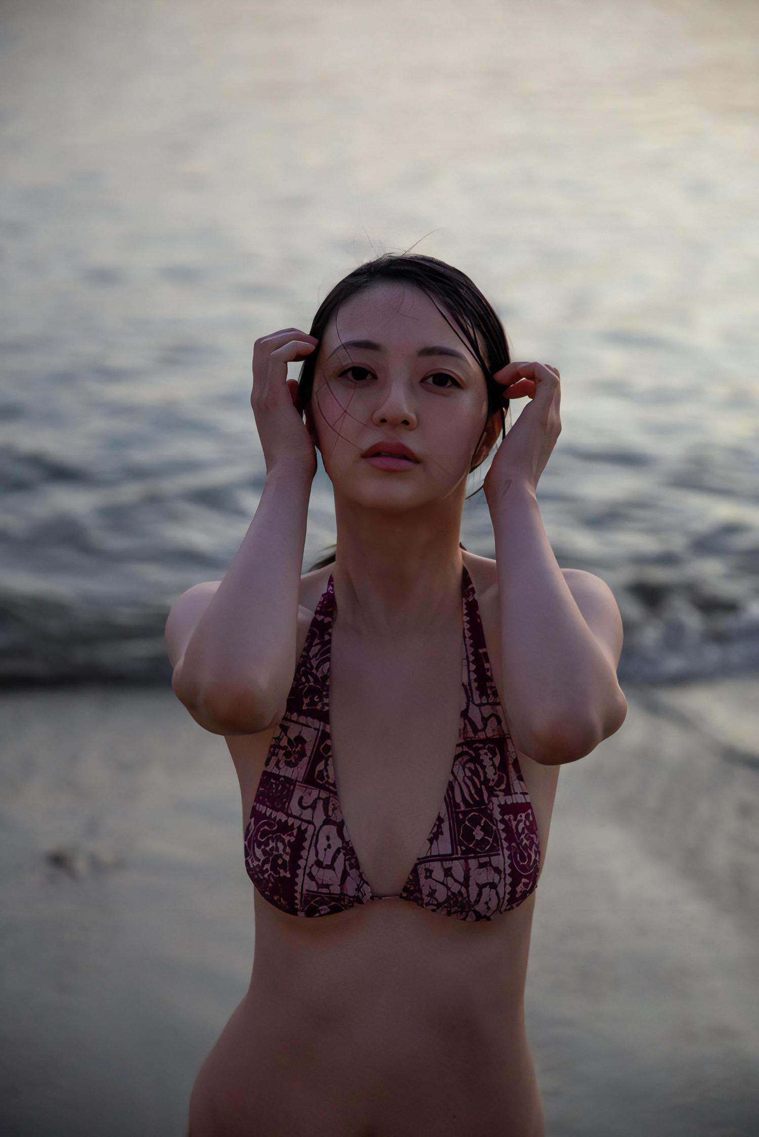 Rina Aizawa 逢沢りな, Weekly Playboy 2024 No.15 (週刊プレイボーイ 2024年15号)(13)