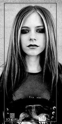 Avril Lavigne Nxk92qu5_o