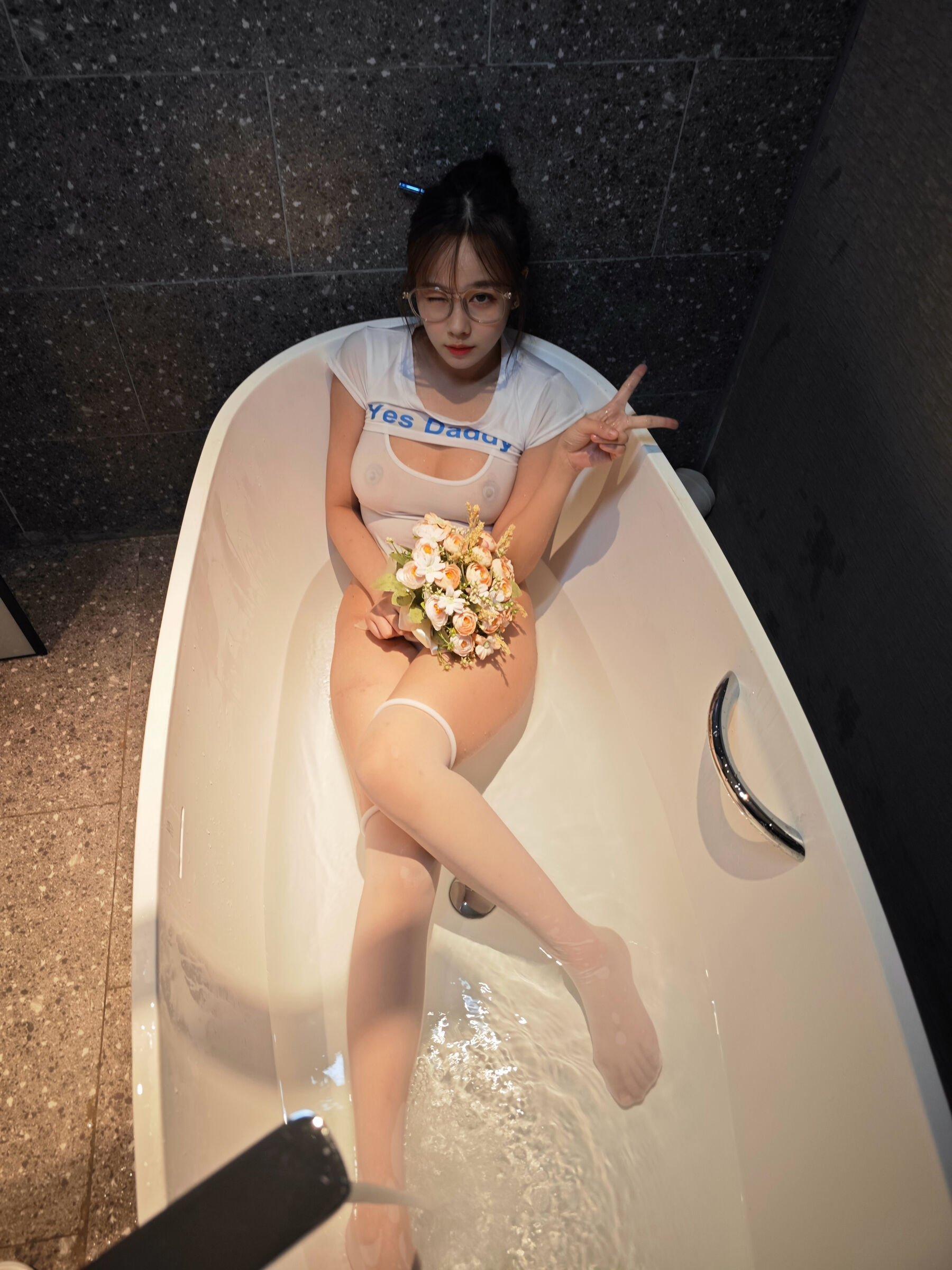 国模人体 Ceason Photography《浴缸白丝湿身》(2)