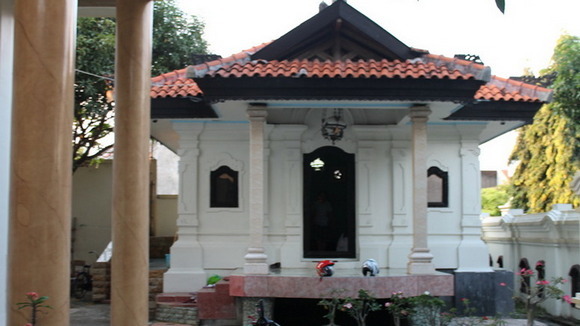 fasad rumah tradisional