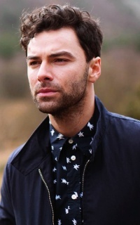 Aidan Turner CAV5NPOb_o