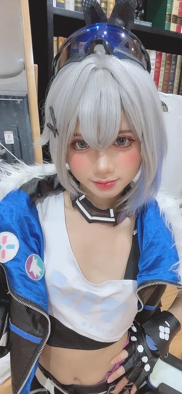 PoppaChan - SilverWolf