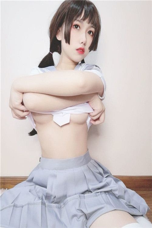 芋圆侑子SJ 双马尾水手服写真(20)