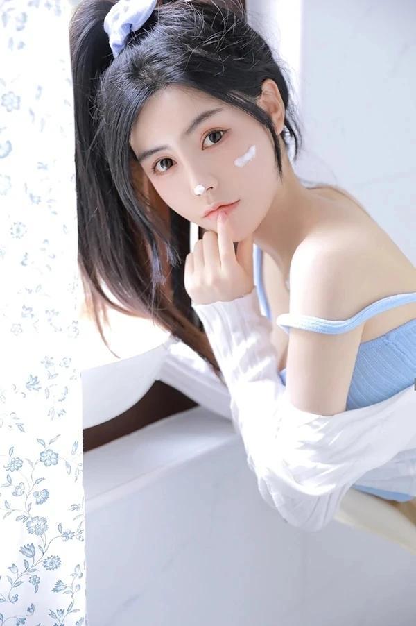 秀人知名模特白甜私拍唯美无圣光图集2(7)