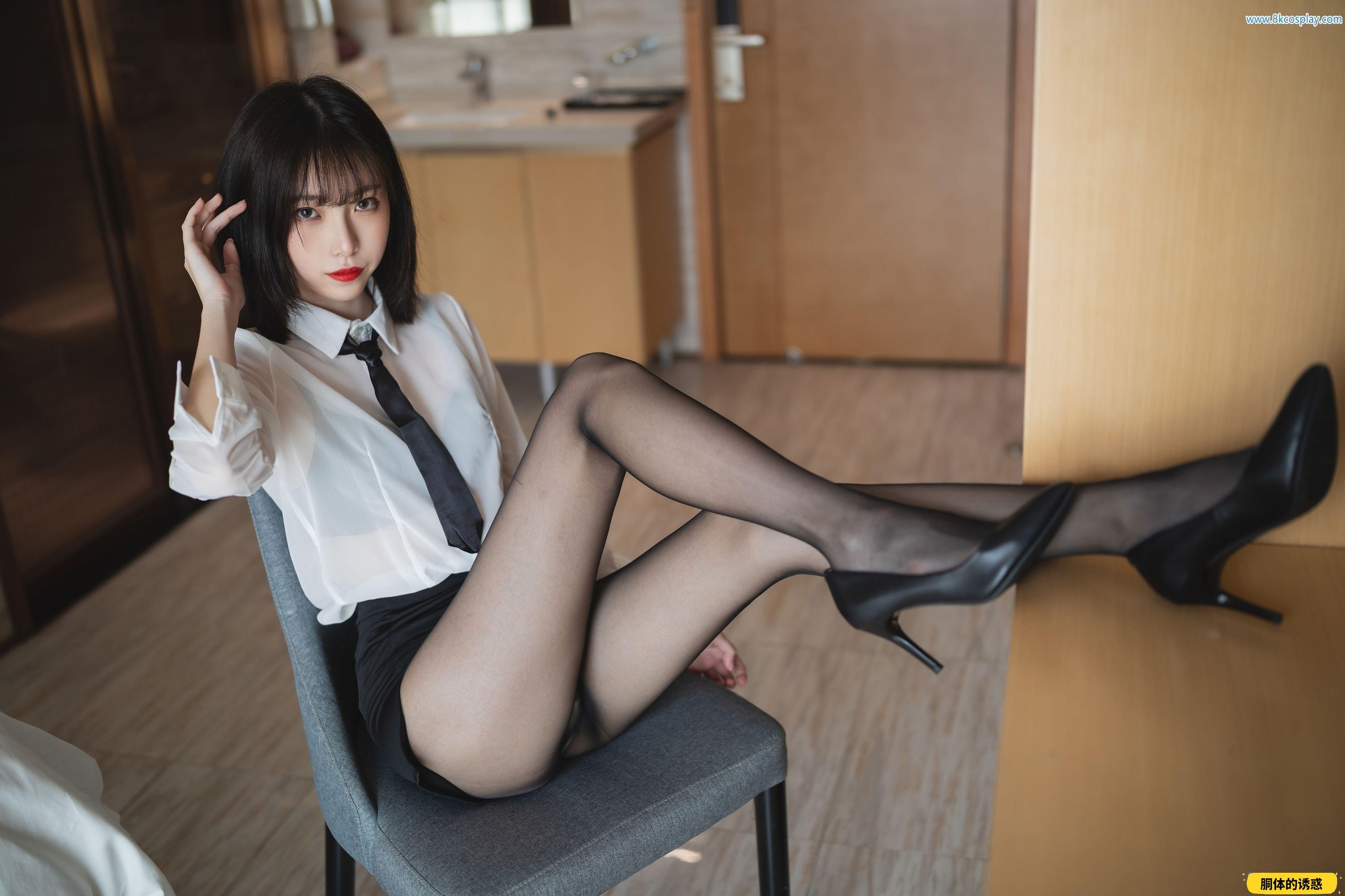 许岚LAN - NO.02 OL制服 Office Lady [41P-727MB]