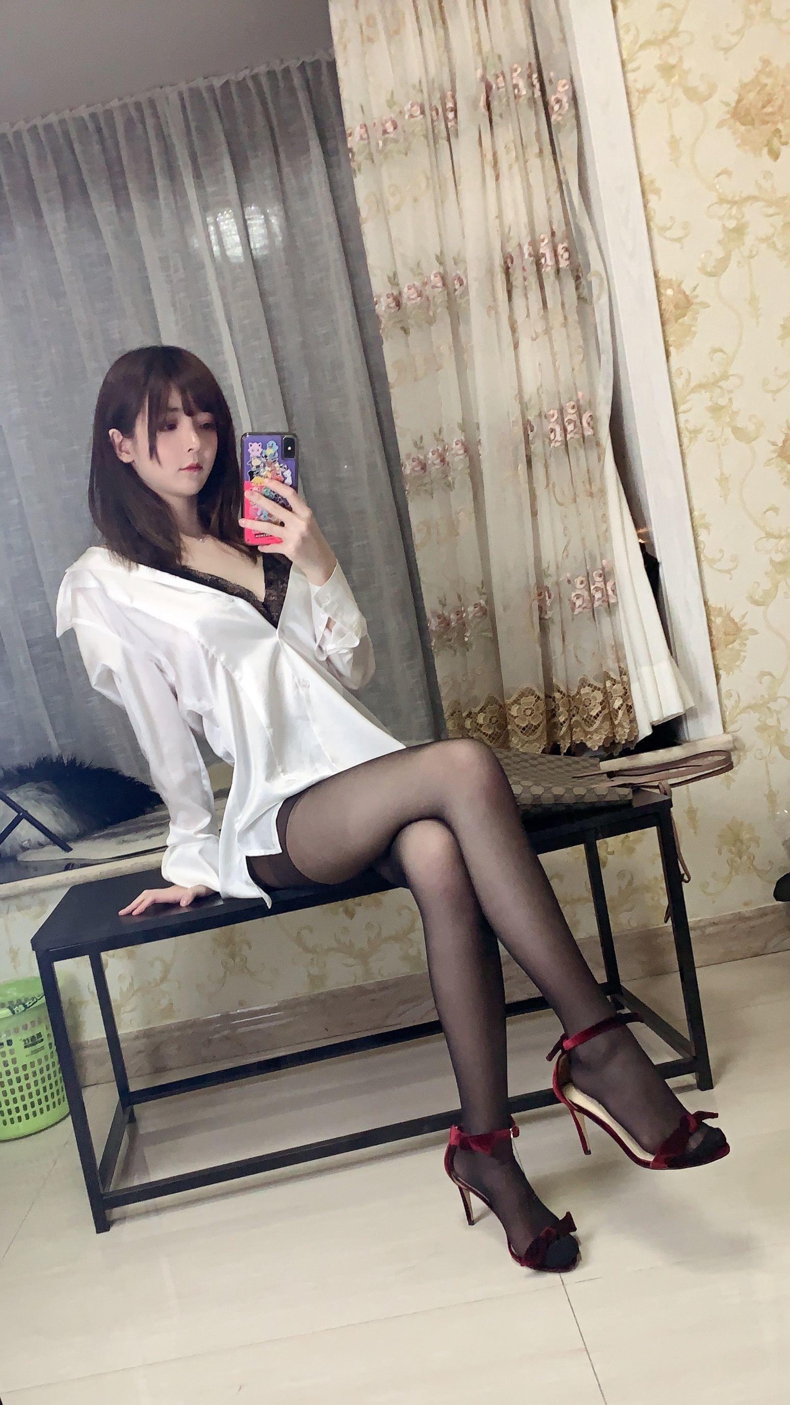 [Coser美女] 一小央泽 《约会女友》 写真集(22)