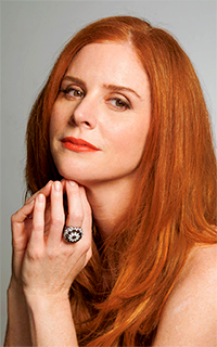 Sarah Rafferty 9ZtrPcp6_o