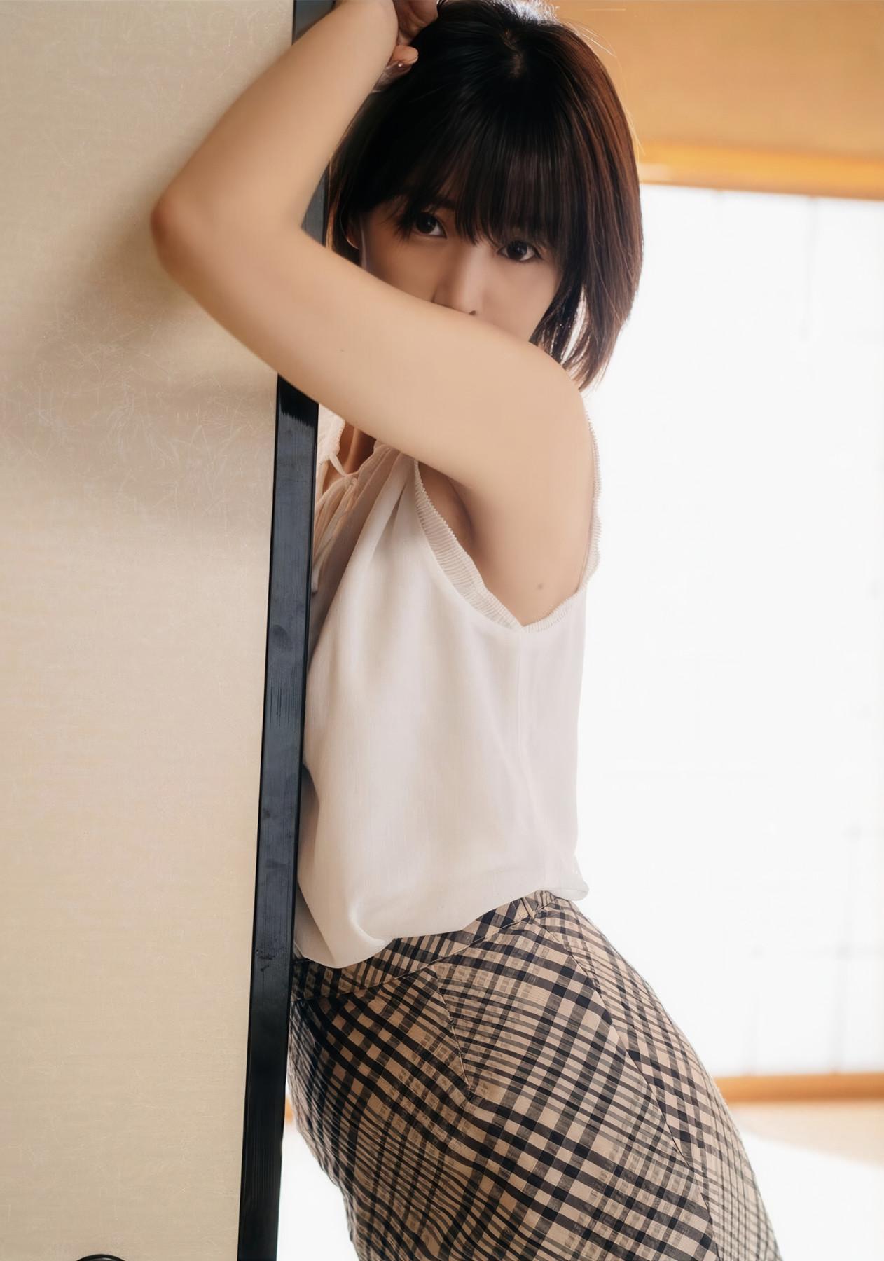 Tsugu Manaka 真中つぐ, 写真集 恋愛情緒 Wunder puglishing house Set.01(2)