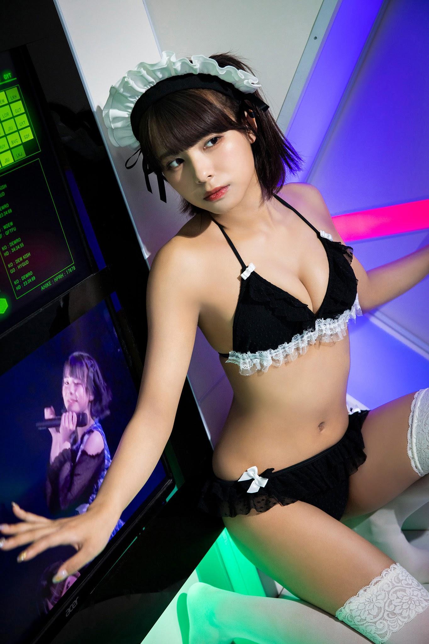 Amisa Miyazaki 宮崎あみさ, ヤンマガWeb ヤンマガアザーっす が水着でダンス(4)