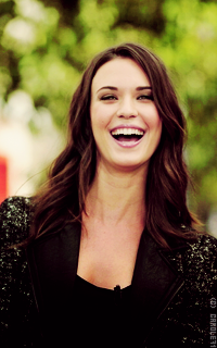 Odette Annable  JIg57TdI_o