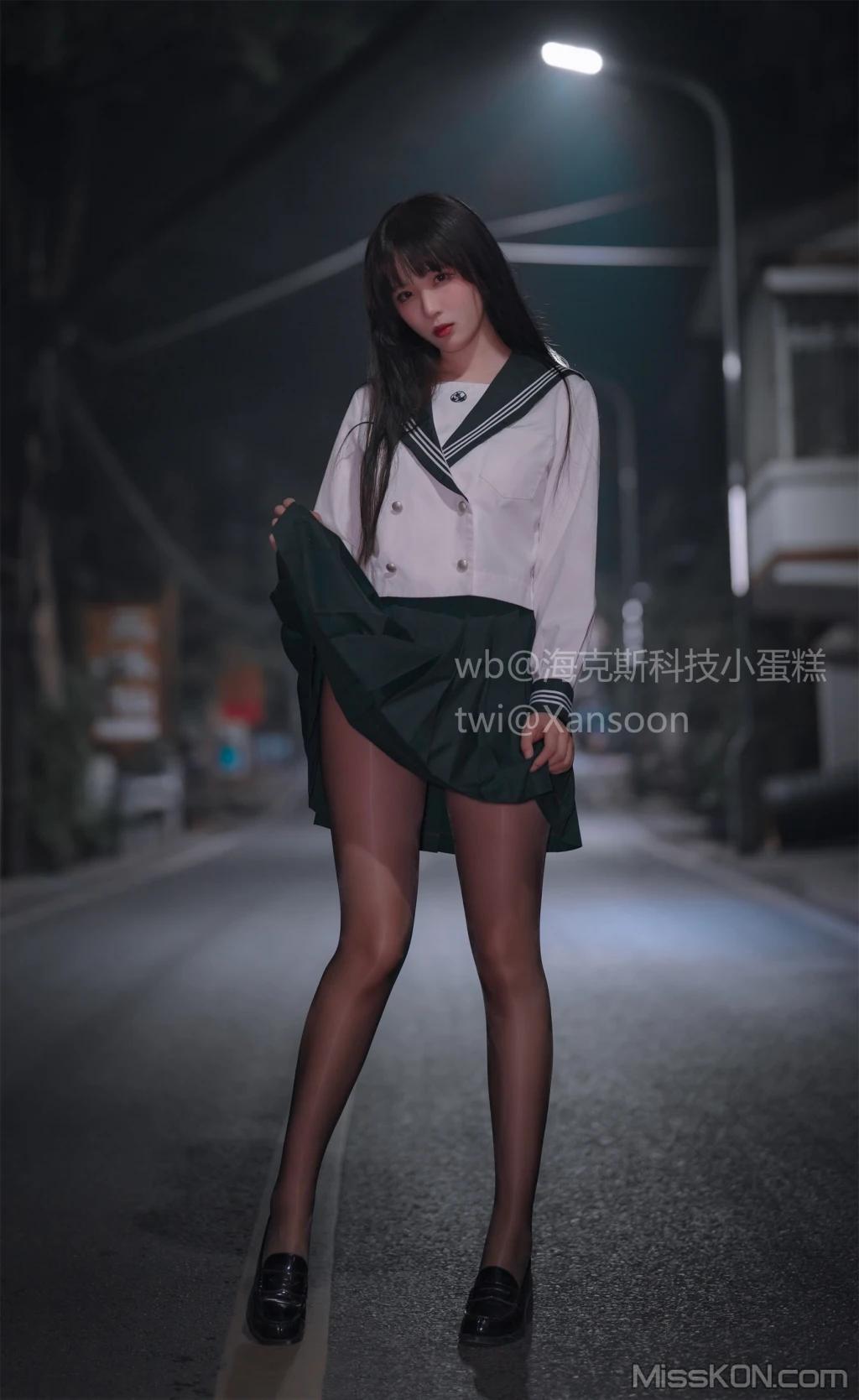 Coser@轩萧学姐: 楼道+车库 (91 photos)(88)