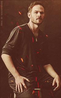 Shawn Ashmore XzW7W1a2_o