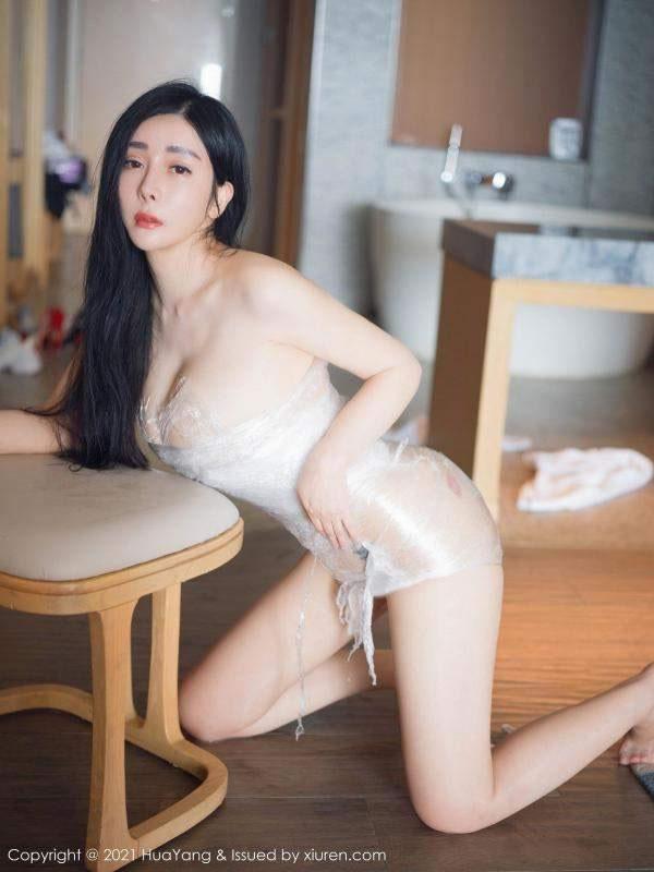 秀人网美女允尔薄膜缠身曲线毕露(10)