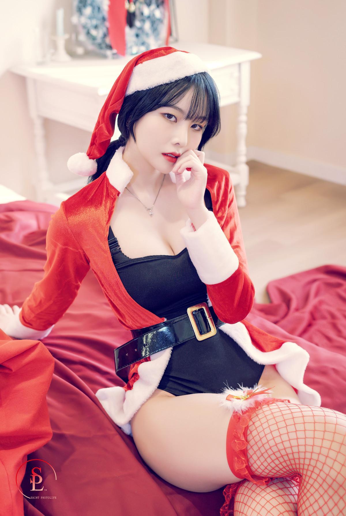 Yuna 유나, [SAINT Photolife] Merry Yuna’s Xmas Set.01(2)