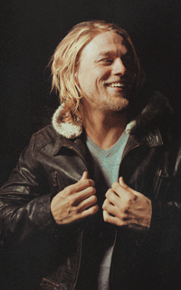 Charlie Hunnam Io1wttVk_o