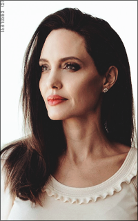 Angelina Jolie HJ3V9Ukj_o