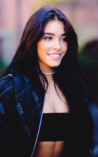 Madison Beer U6wKz9D7_o