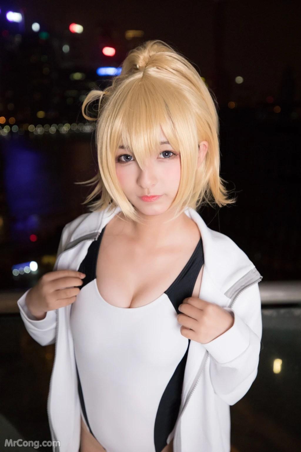 Coser@神楽坂真冬 Vol.036: 电子相册-白贞德《Swimingthedrea》(150 photos)(111)
