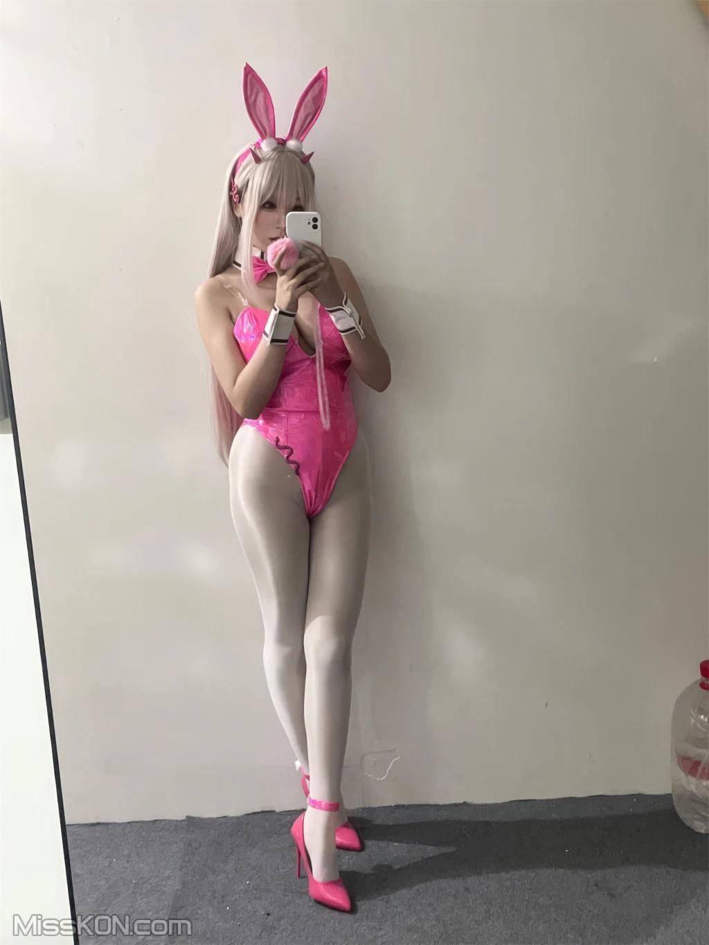 Coser@轩萧学姐: 胜利女神 毒蛇兔女郎 (105 photos )(96)