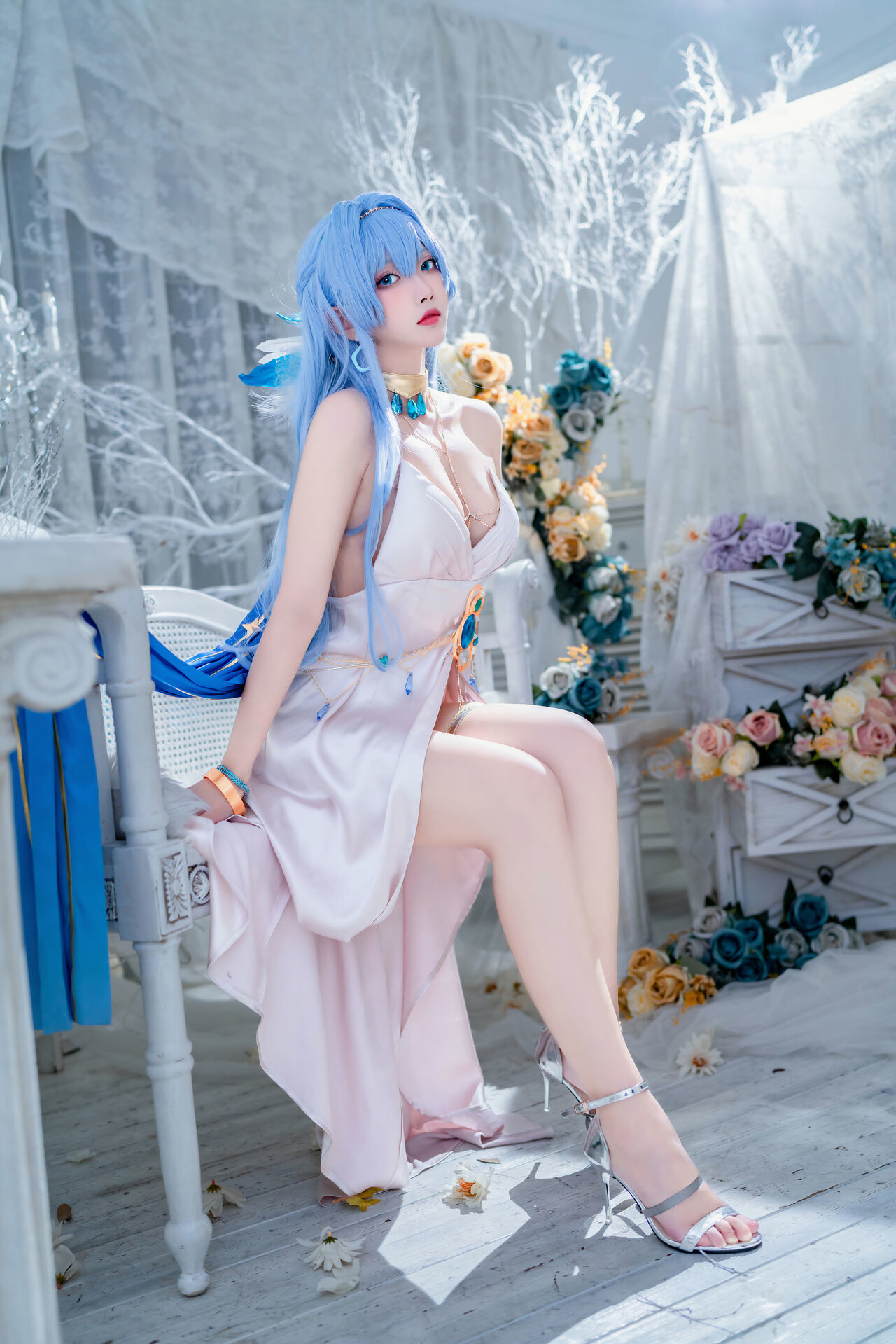 宫本桜 - Helm (Goddess of Victory Nikke)