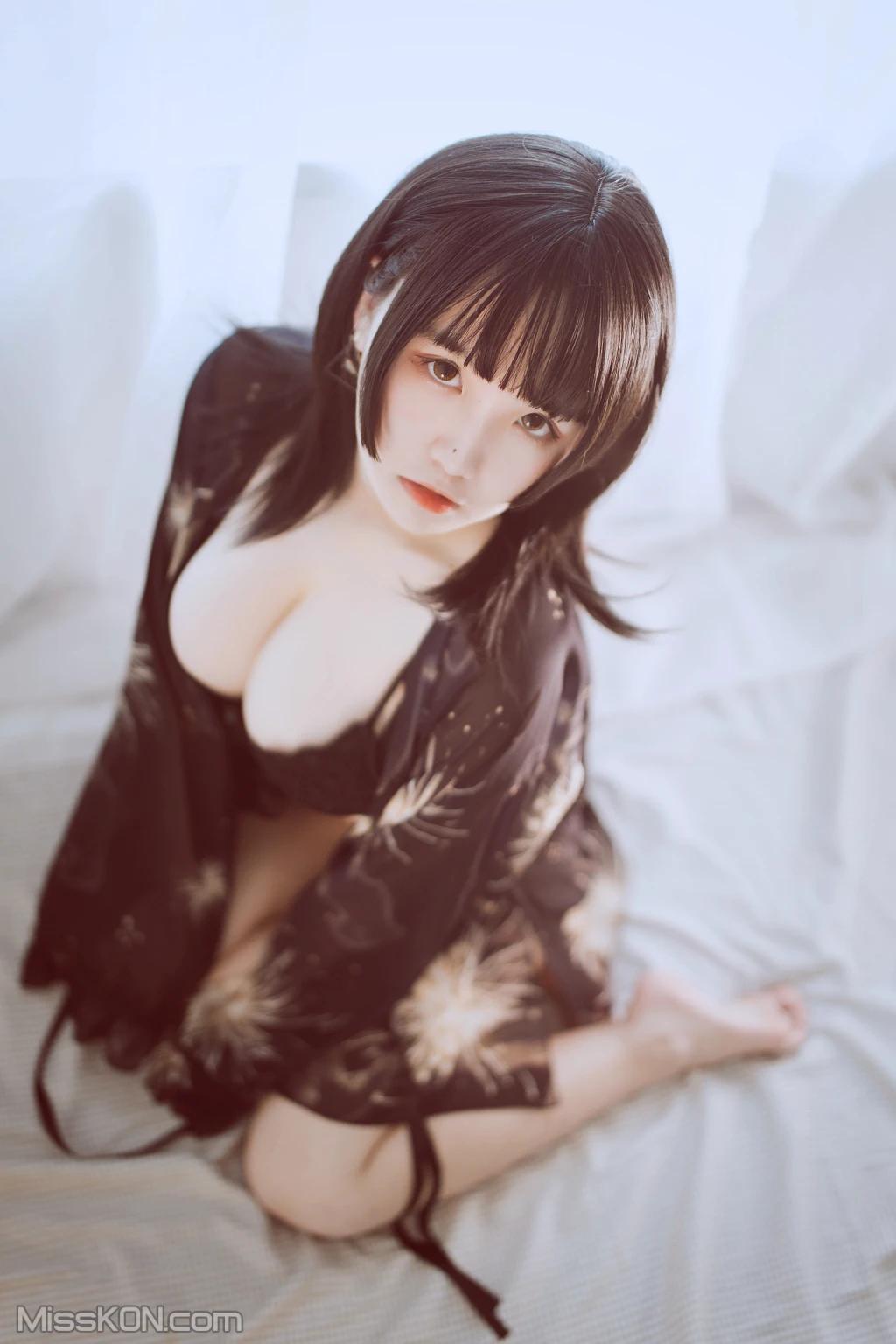 Coser@阿半今天很开心: 黑色吊带 (23 photos)(1)