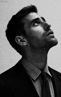 Oliver Jackson-Cohen NJEypQj0_o