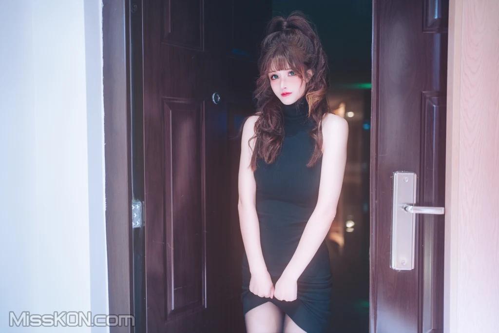Coser@鹿八岁: 网贷少女救赎(牧化） (101 photos )(24)