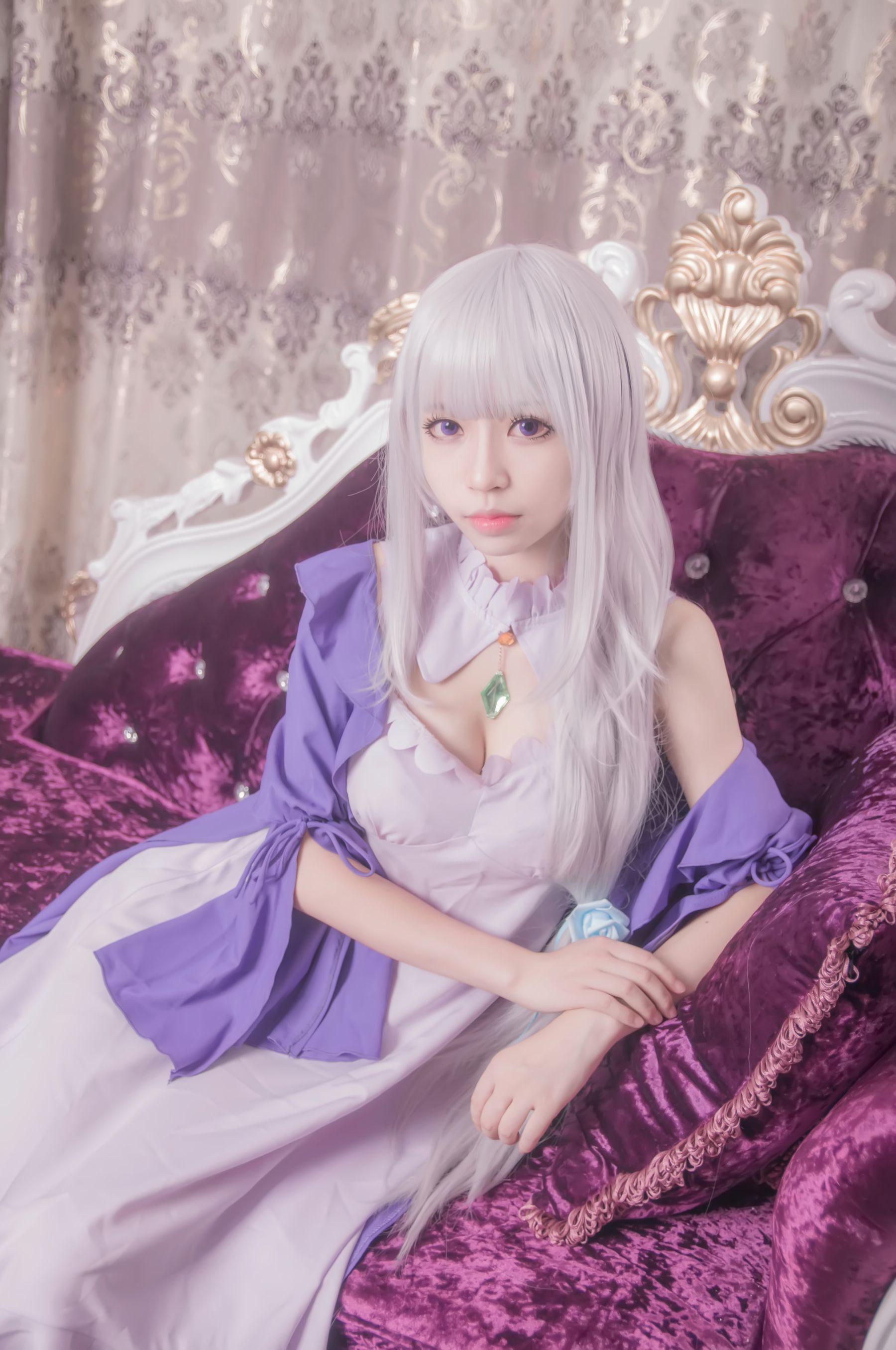 [Cosplay] 白易子教主 – RE从零开始的异世界生活 艾米莉娅(3)