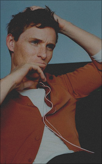 Eddie Redmayne Br58g11r_o