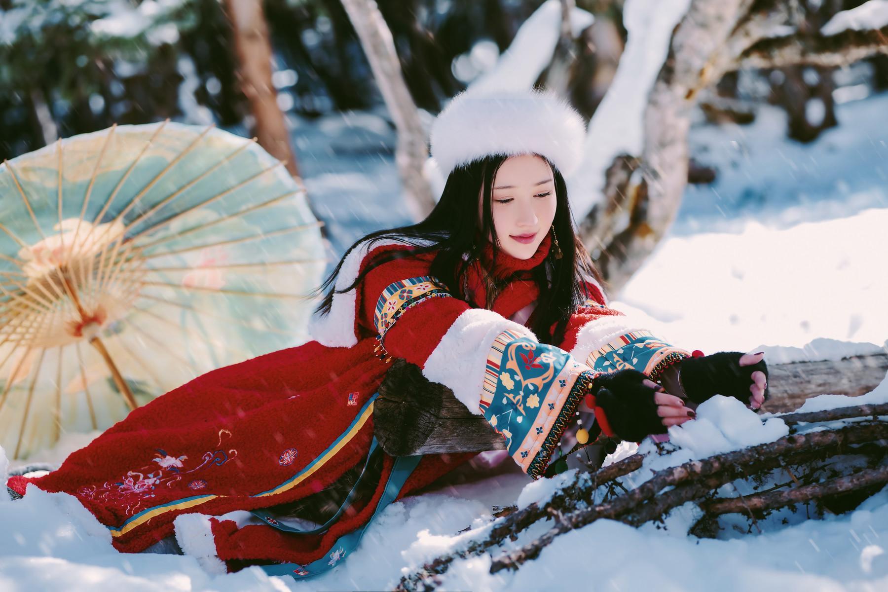 Cosplay 年年Nnian 吉祥雪兆丰年(2)