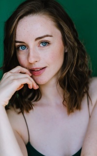 Kacey Rohl AxjIOOdp_o