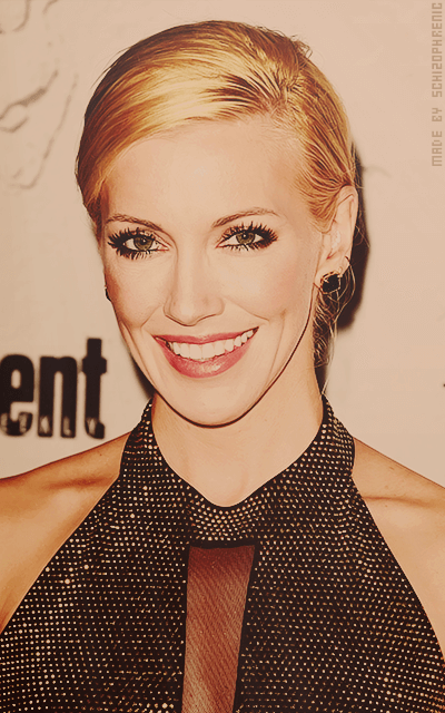 Katie Cassidy Bnqp8A9V_o