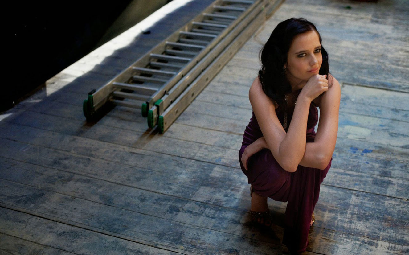 Eva Green by Greg Williams - Casino Royale 2006 Promoshoot Ева Грин в роли Веспер Линд, девушки Бонда в фильме Казино Рояль / промо-фото 12
