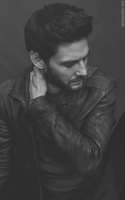 Ben Barnes J8FUx04g_o